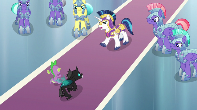 File:Shining Armor "get away from that thing!" S6E16.png