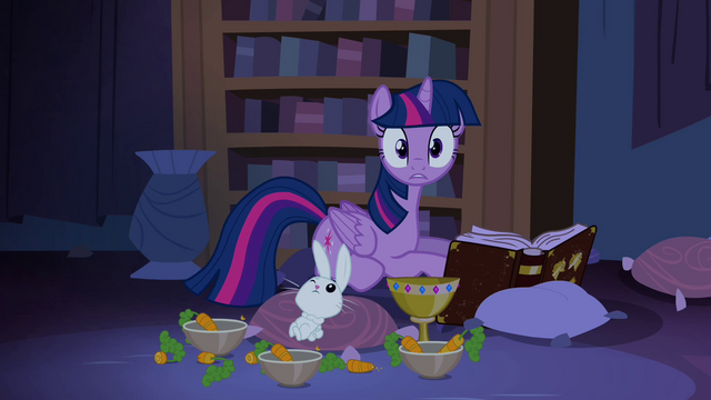 File:Twilight hearing noises S04E03.png