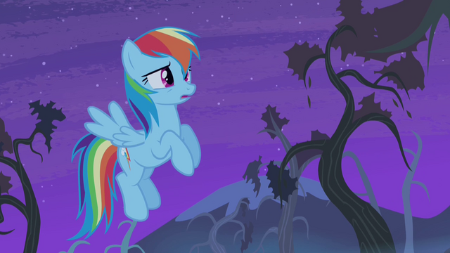 File:Rainbow Dash scared S4E07.png