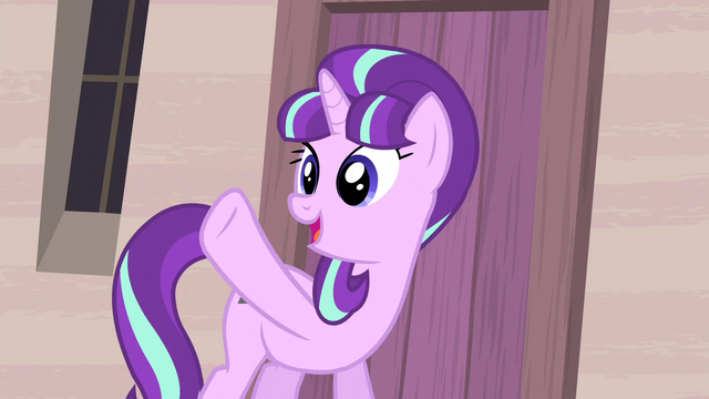 File:Starlight celebrating new friend S5E02.png