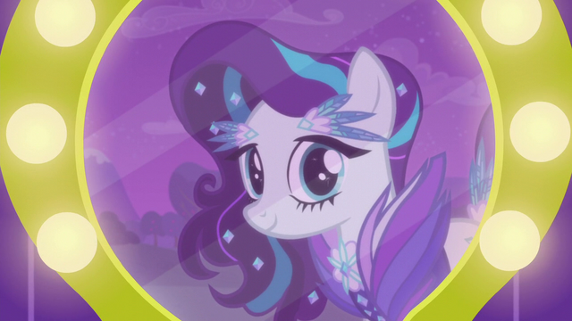 File:Coloratura smiling at her reflection S5E24.png