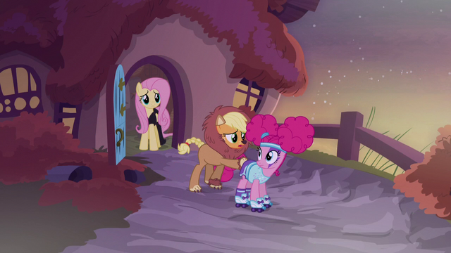 File:Applejack "she definitely tried her hardest" S5E21.png