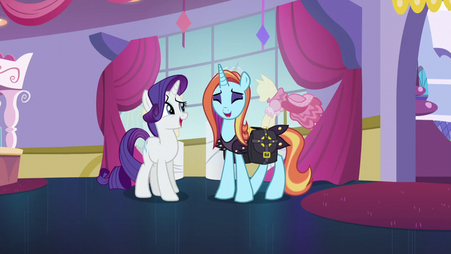 File:Rarity and Sassy Saddles laughing together S5E14.png