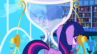 S01E01 Klepsydra z Nightmare Moon.png