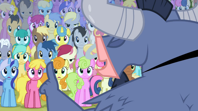 File:Iron Will looking at the crowd S2E19.png