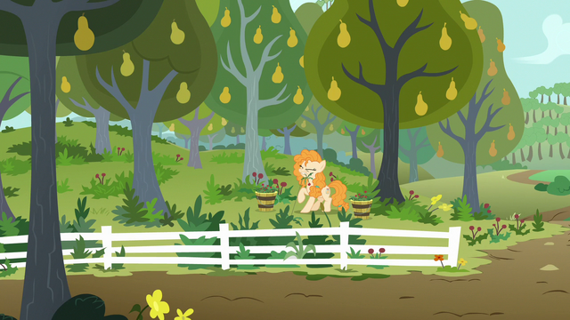 File:Pear Butter pulling a lot of weeds S7E13.png