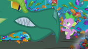 Green dragon confronting Spike S1E24.png