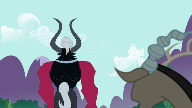 File:Tirek walks away S4E26.png