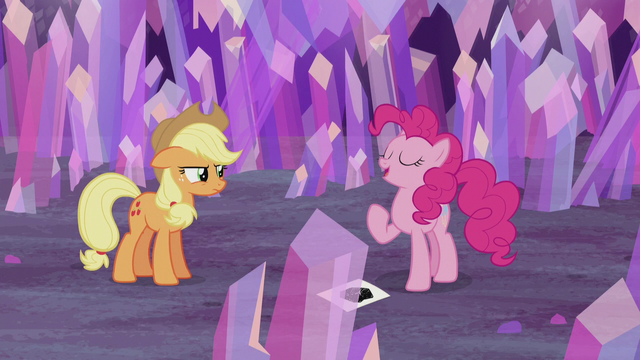 File:Pinkie Pie "I get to raise the flag" S5E20.png