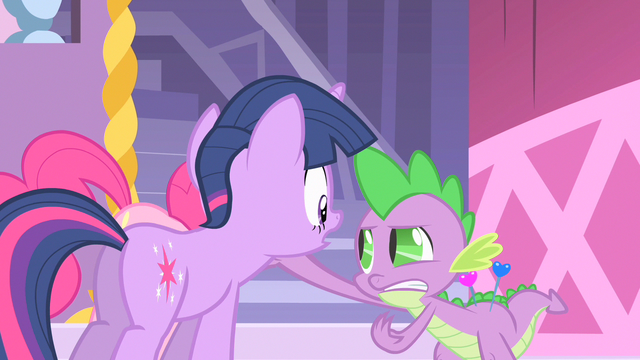 File:Spike c'mon closer S1E20.png