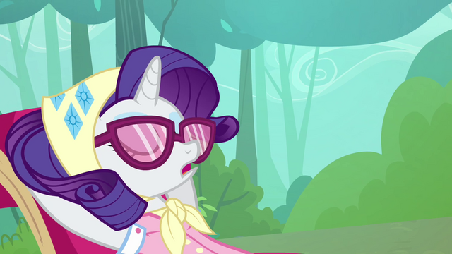 File:Rarity sleeping S3E06.png
