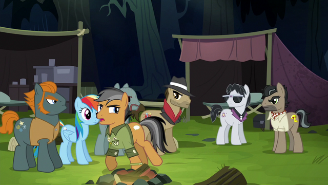 File:Quibble Pants leaving the scene S6E13.png