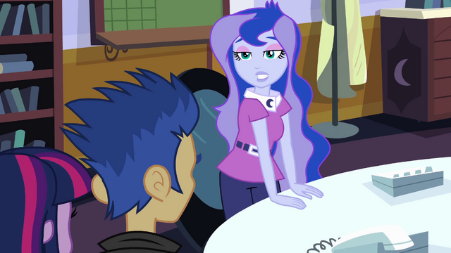 File:Luna standing up EG.png
