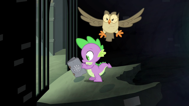 File:Spike reading a book S4E23.png