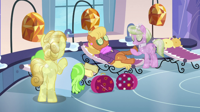 File:Ms. Harshwhinny spotted S3E12.png