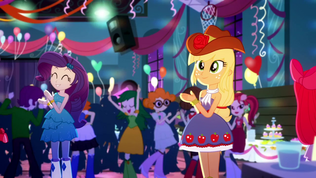 File:Applejack and Rarity applauding SS3.png