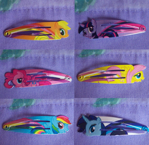 File:Hairclips.png