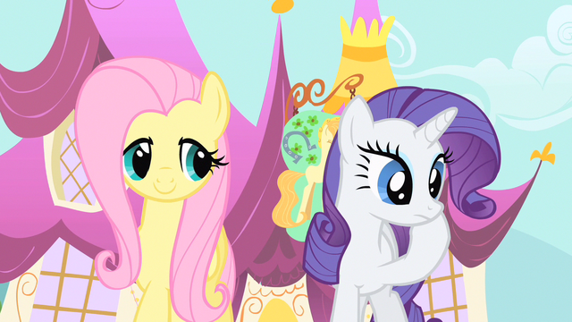 File:Rarity hold up S1E20.png