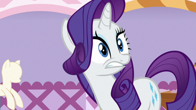 File:Rarity looking worried at Applejack S7E9.png