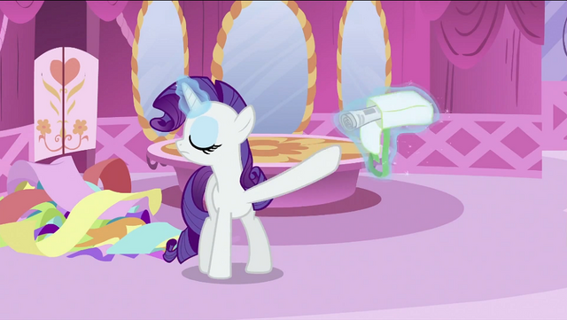File:Rarity pushing saddlebag away S2E23.png