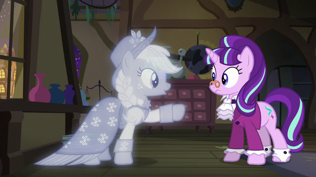 File:The Spirit of Hearth's Warming Past "it's just you" S06E08.png
