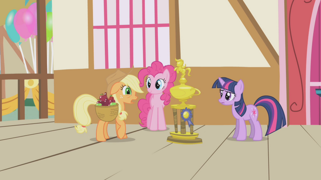 File:Applejack snaps awake S1E04.png