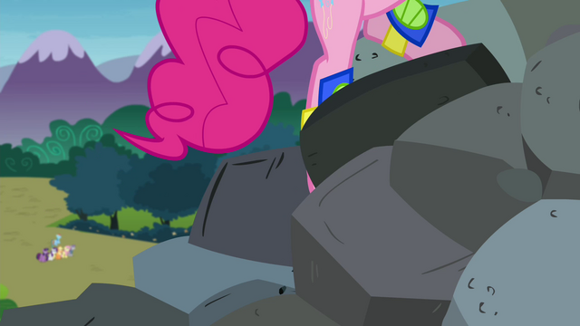 File:Pinkie Pie gets her hoof stuck S4E18.png