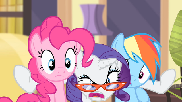 File:Rarity '...in flames!' S4E08.png