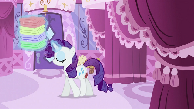 File:Rarity using magic S2E23.png