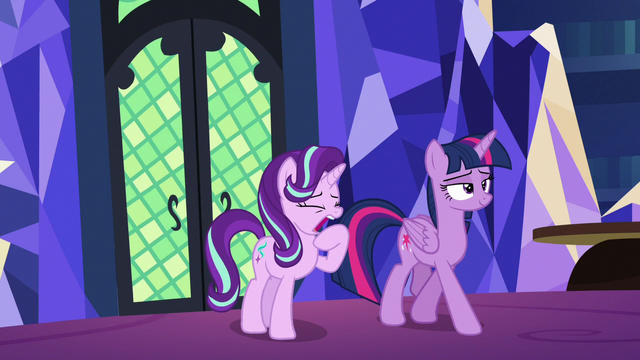 File:Starlight Glimmer yawning S6E21.png