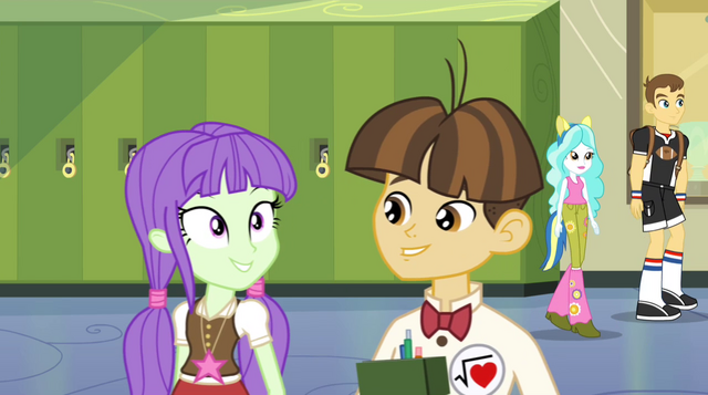 File:CHS students walking cheerfully EG2.png