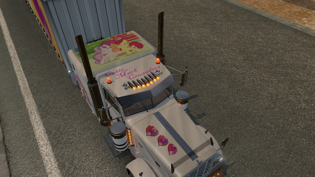 File:FANMADE ETS2 Pete 389 Custom - CMC Skin 5.png