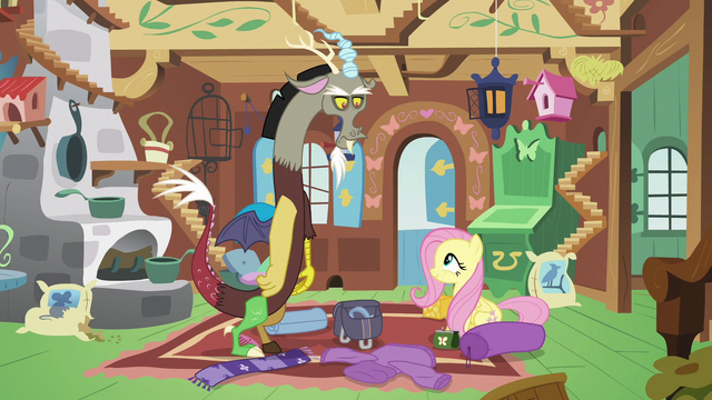 File:Discord stares nonplussed at Fluttershy S6E17.png