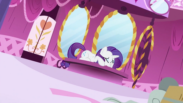 File:Rarity on table S2E03.png