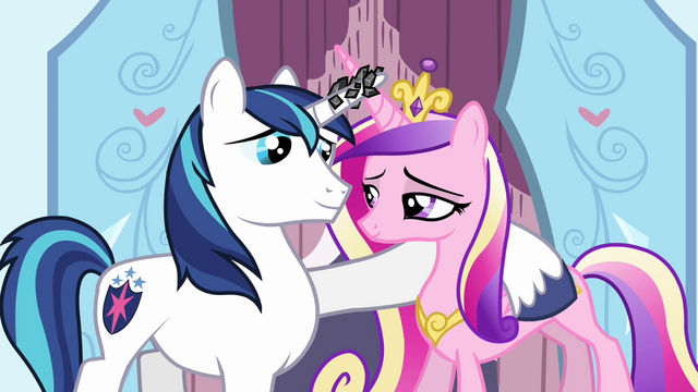 File:Cadance weak smile S3E2.png