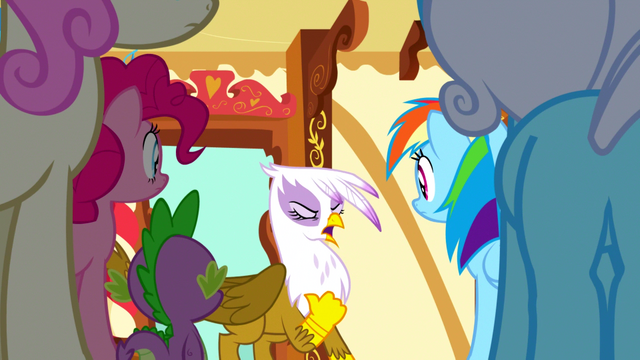 File:Gilda blaming Pinkie S1E5.png