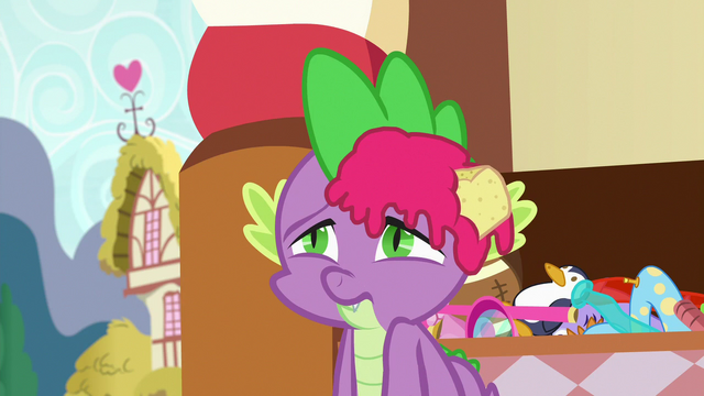 File:Spike with cupcake filling on his head S7E3.png