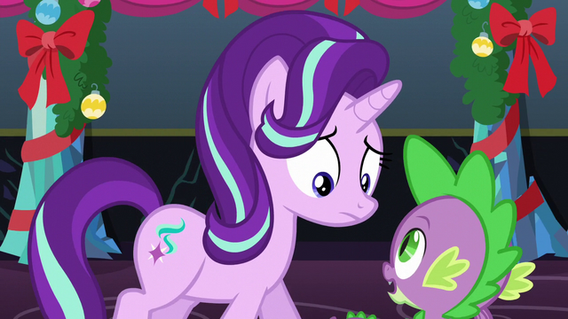 File:Spike "why would you deny yourself presents and candy?" S6E8.png