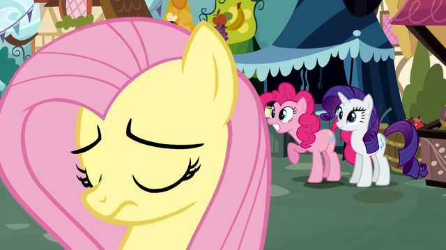 File:Pinkie Pie recommend S02E19.png