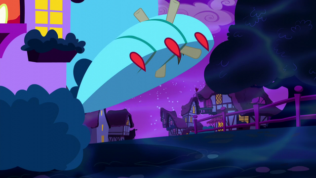 File:Crescent Moon smothered in monster house's toes S5E13.png