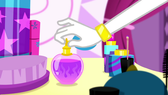 File:Rarity picking up a bottle of perfume SS1.png