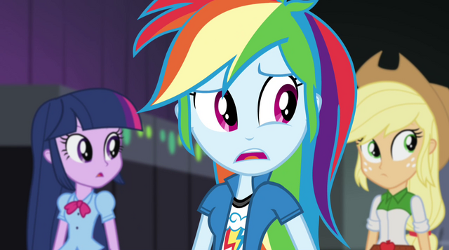 File:Rainbow Dash hears jeering crowd EG2.png