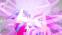 Shining Armor and Princess Cadance - power of love S02E26.png