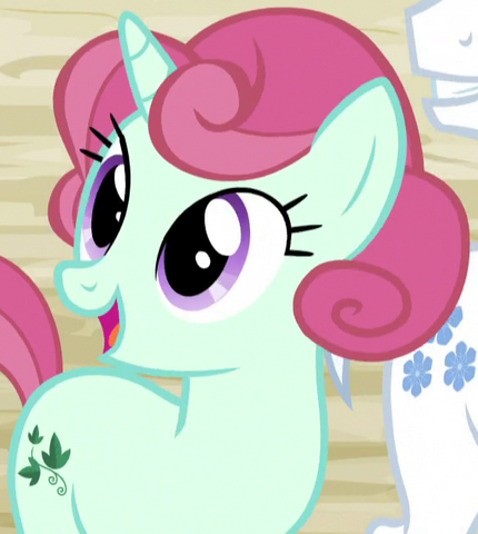 File:Ivy Vine ID S5E2.png