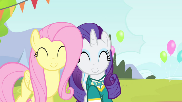 File:Fluttershy and Rarity smiling S4E14.png