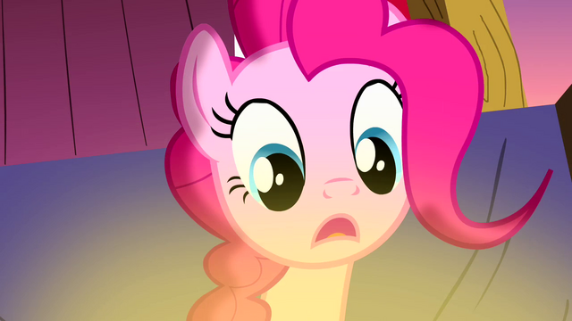 File:Pinkie Pie looking inside carrying case S4E12.png