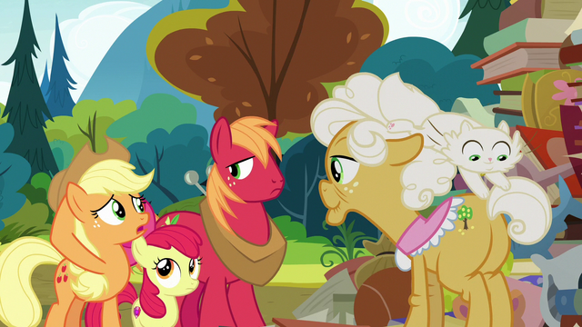 File:Applejack asking Goldie Delicious S7E13.png