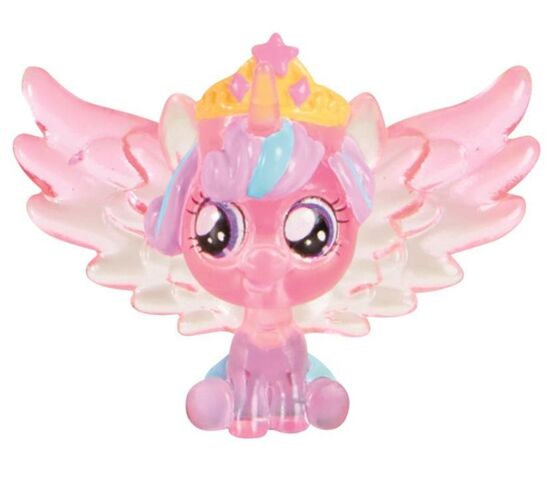 File:Baby Flurry Heart mini-figure.jpg
