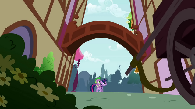 File:Ponyville deserted S1E9.png