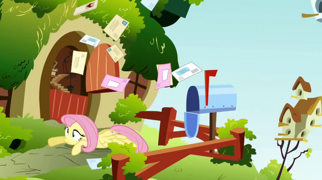 File:Fluttershy mail S02E19.png